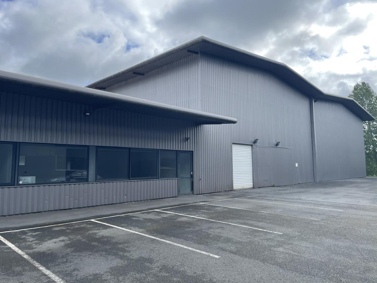 Local d'activité Saint-Médard-d'Eyrans 3280m² Location local d'activité Saint-Médard-d'Eyrans Gironde OLACT2316440 6